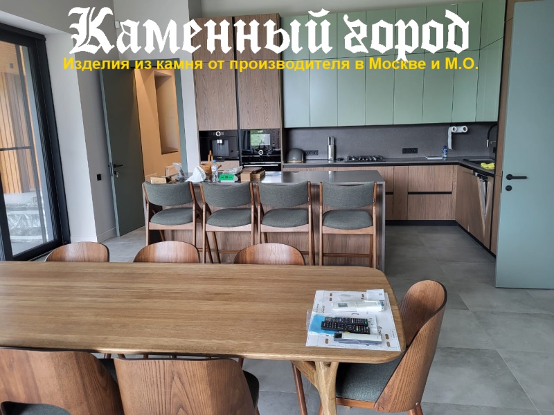 Столешница с мойкой из искусственного камня