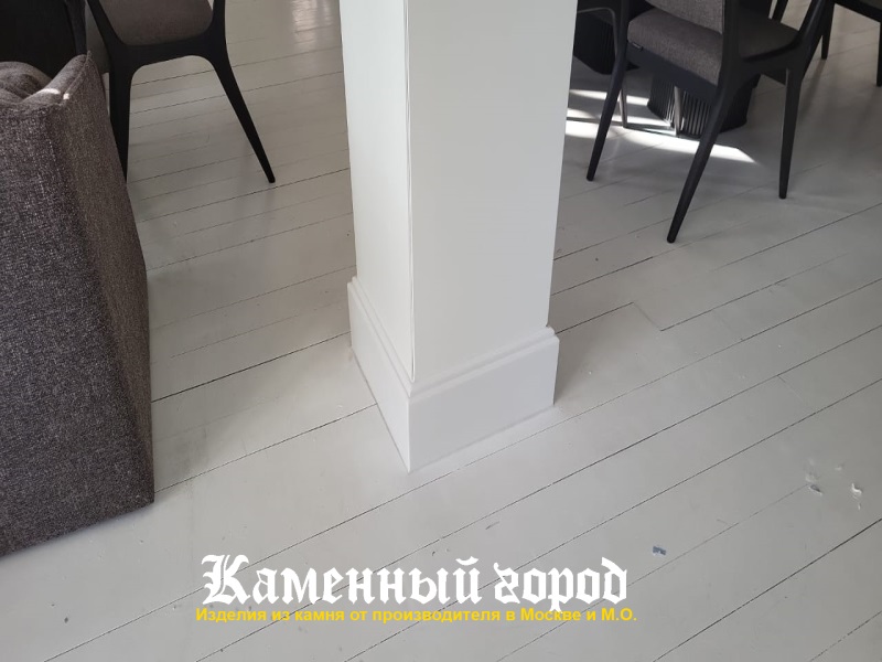 Плинтус из искусственного камня